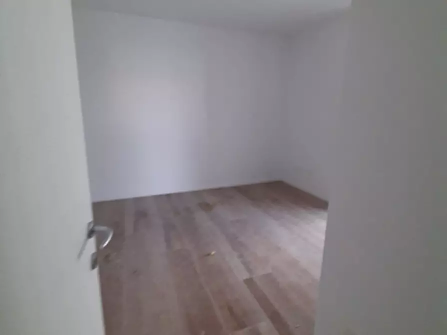 Immagine 5 di Appartamento in vendita  in Via Guido Galli a Stra