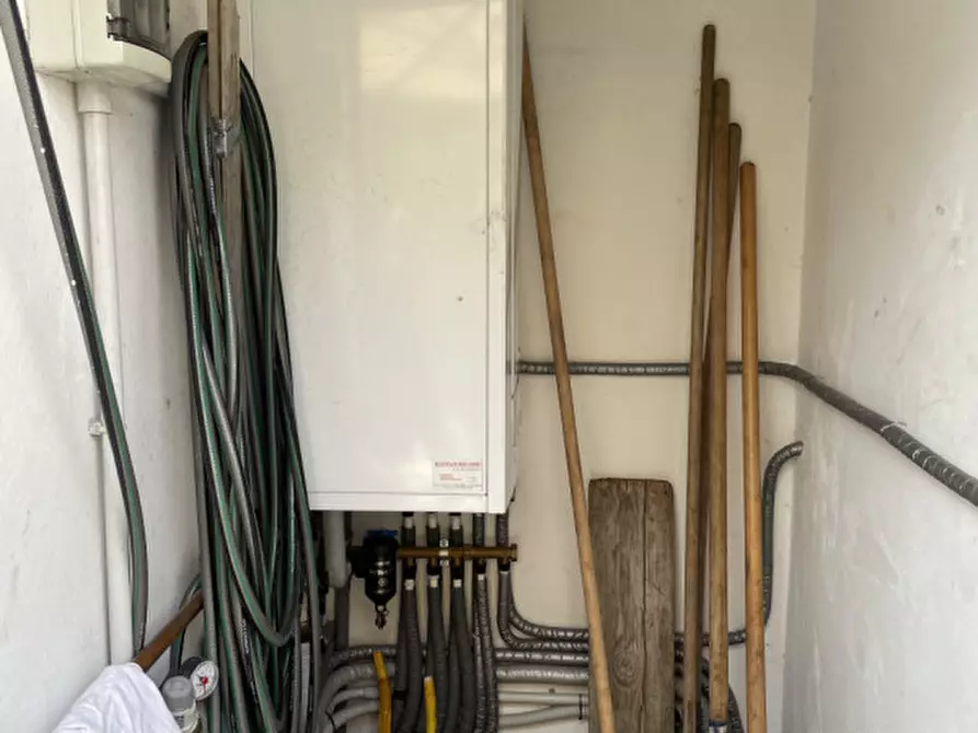 Immagine 40 di Attico in vendita  in VIA PONTE DI PAGNANO a Asolo