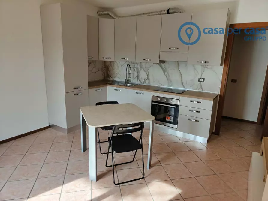 Immagine 1 di Appartamento in vendita  a Rovigo