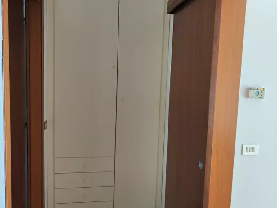 Immagine 11 di Appartamento in vendita  a Rovigo