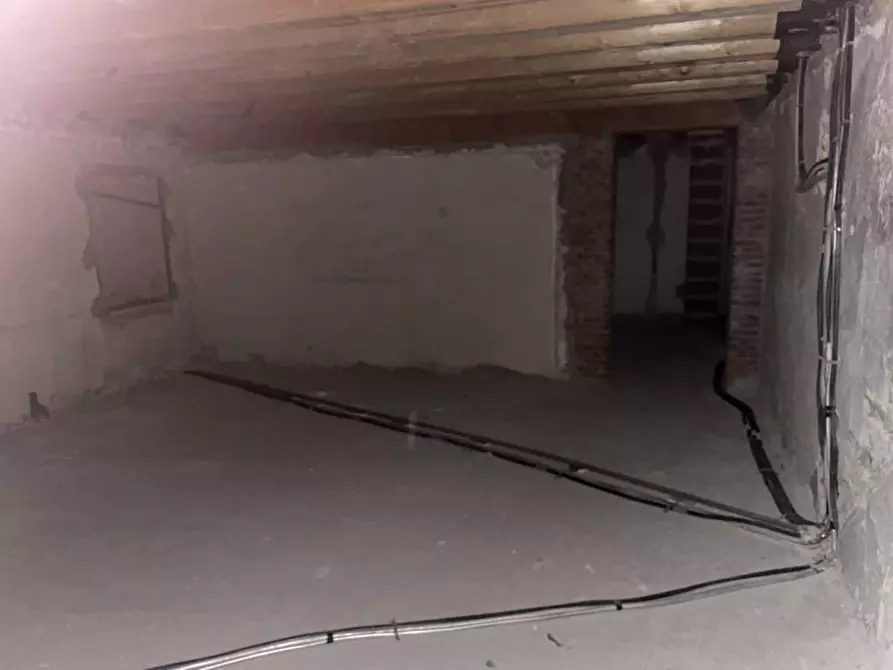 Immagine 21 di Attività commerciale in vendita  in VIA PONTE DI PAGNANO a Asolo