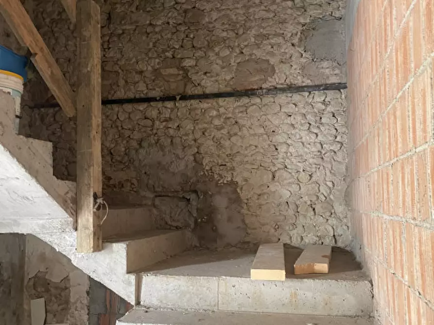 Immagine 24 di Attività commerciale in vendita  in VIA PONTE DI PAGNANO a Asolo