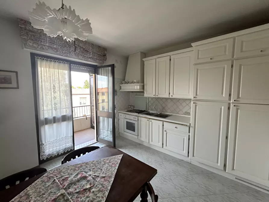 Immagine 3 di Appartamento in vendita  in Via Francesco di Manzano 2 a Cormons