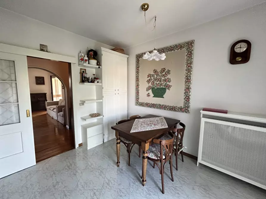 Immagine 4 di Appartamento in vendita  in Via Francesco di Manzano 2 a Cormons