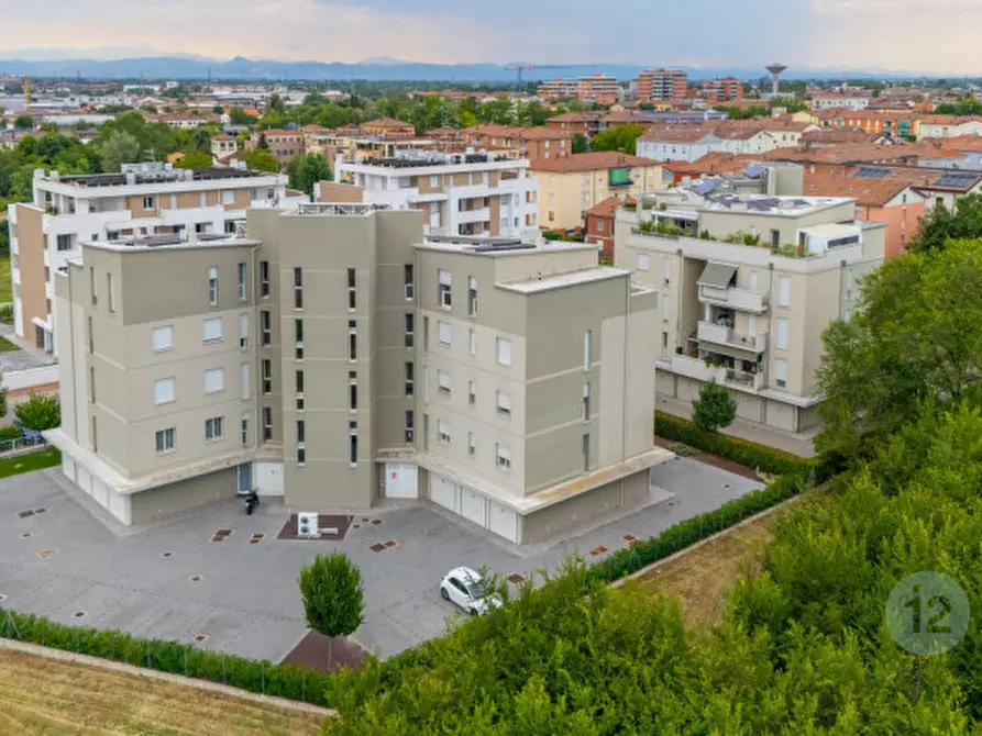 Immagine 50 di Appartamento in vendita  in Via Jacopone Da Todi a Modena