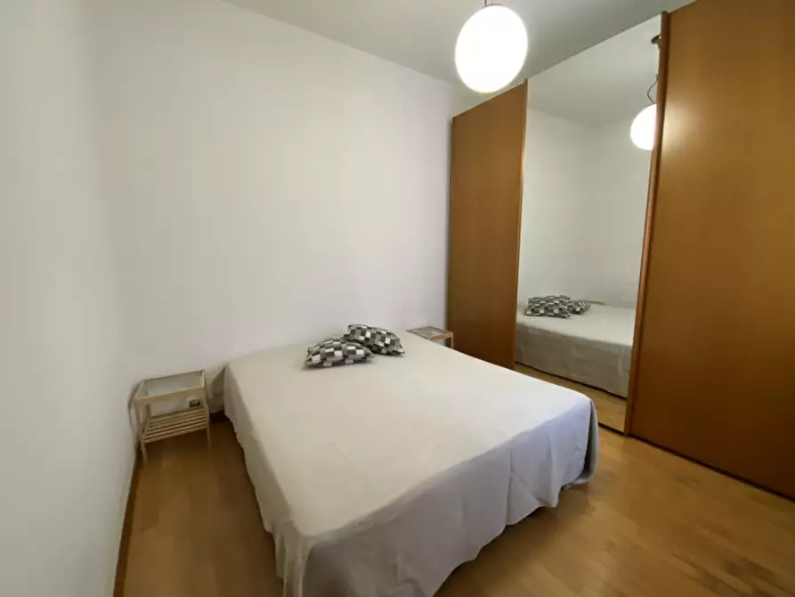 Immagine 4 di Appartamento in affitto  in via del Santo a Padova