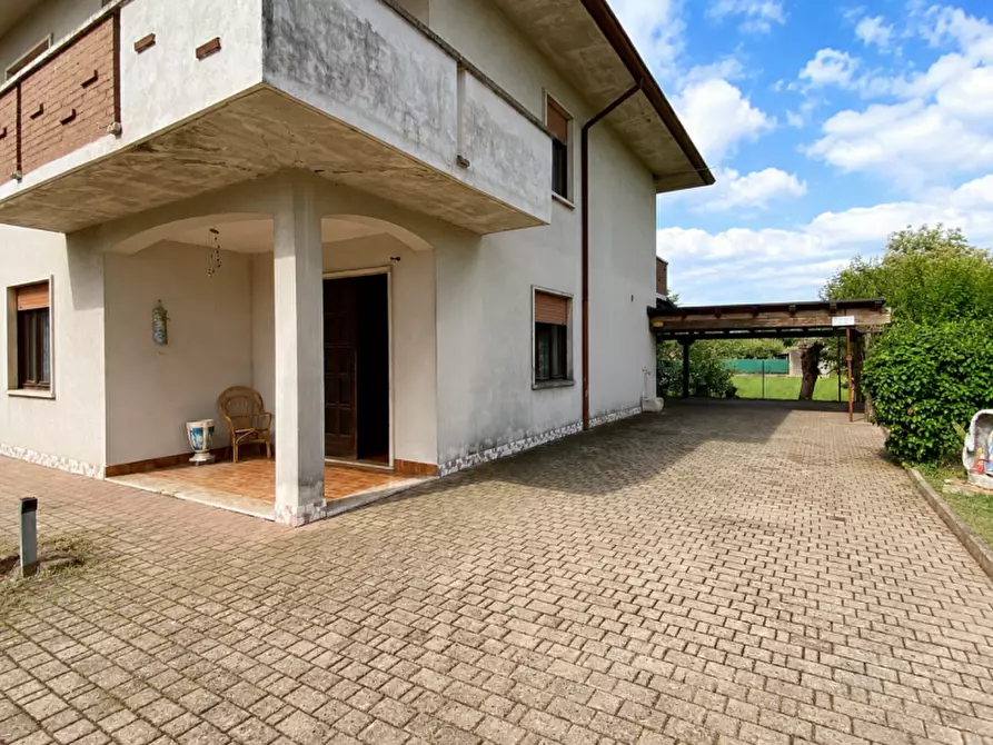 Immagine 24 di Casa bifamiliare in vendita  in Via Strada Alta a Bressanvido