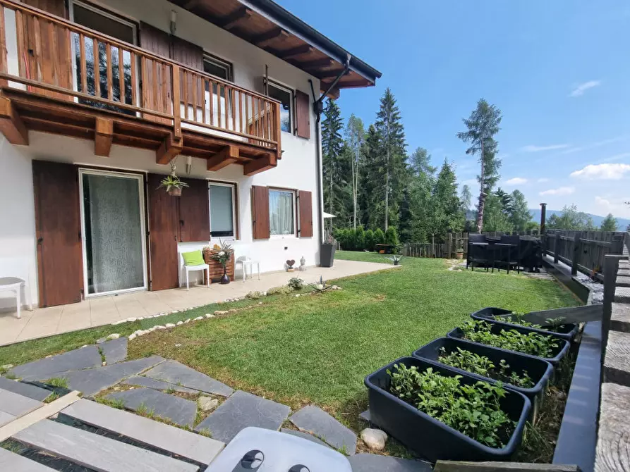 Immagine 1 di Appartamento in vendita  a Borgo D'anaunia