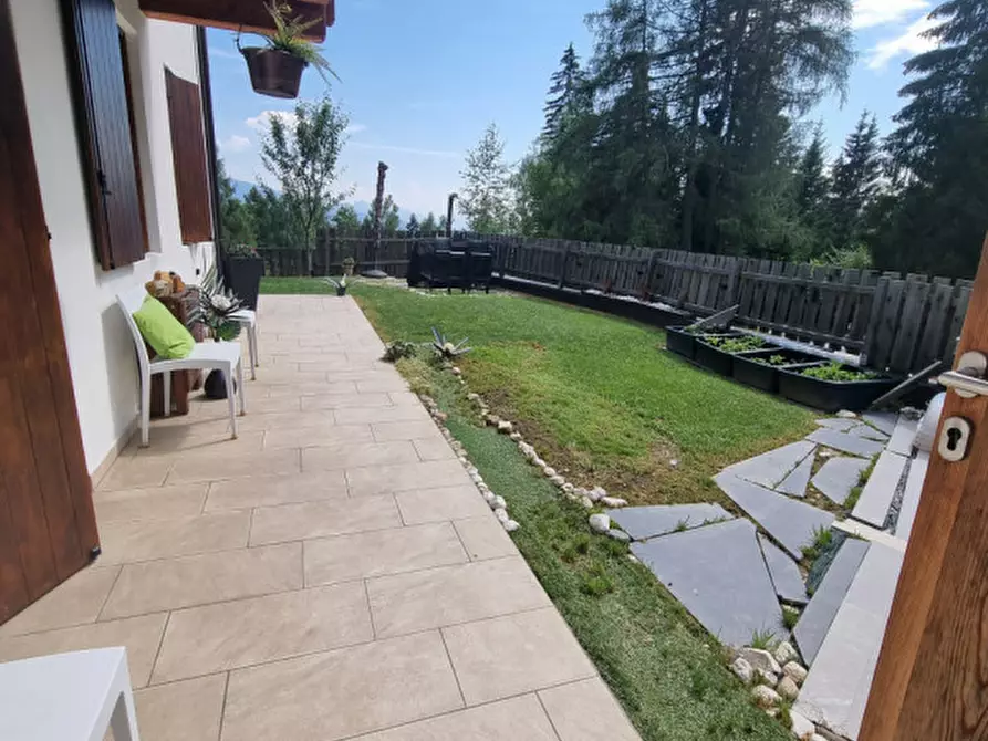 Immagine 2 di Appartamento in vendita  a Borgo D'anaunia