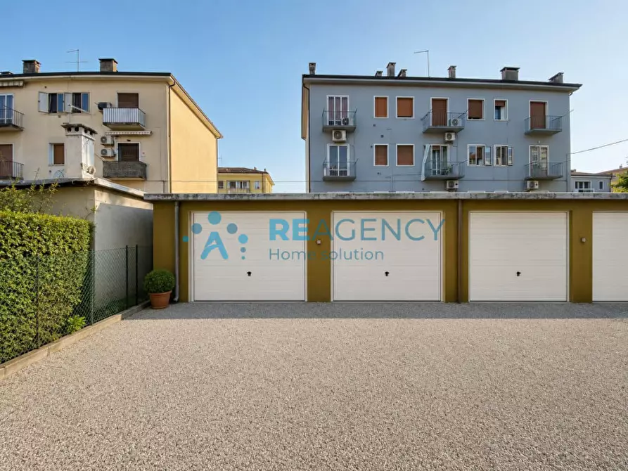 Immagine 8 di Appartamento in vendita  in Viale Gian Giorgio Trissino a Vicenza