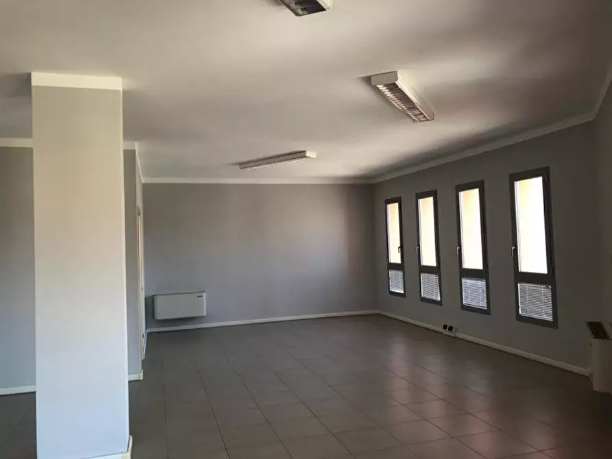 Immagine 1 di Ufficio in affitto  a Fiorano Modenese