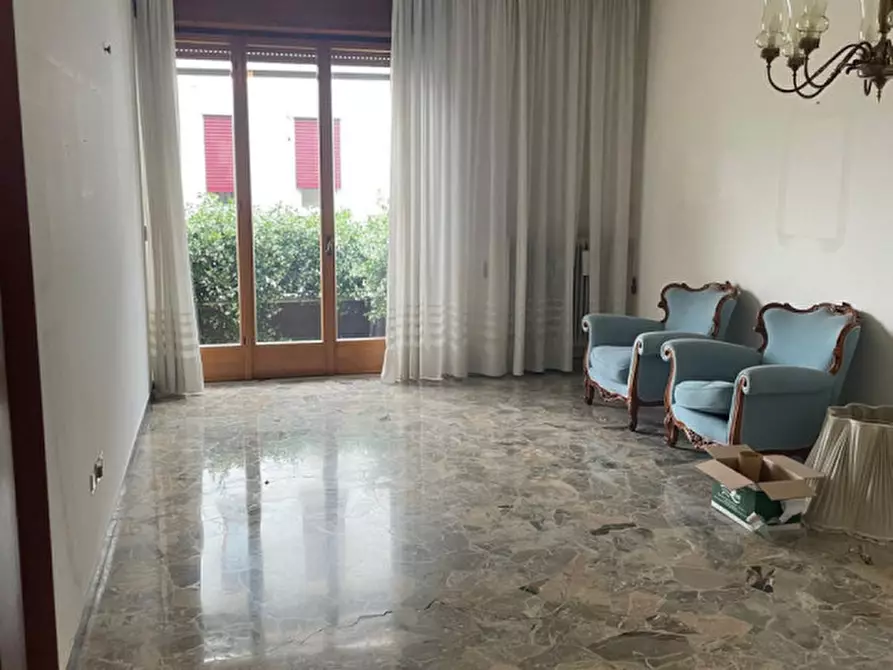 Immagine 3 di Appartamento in vendita  in Via Luino a Vicenza