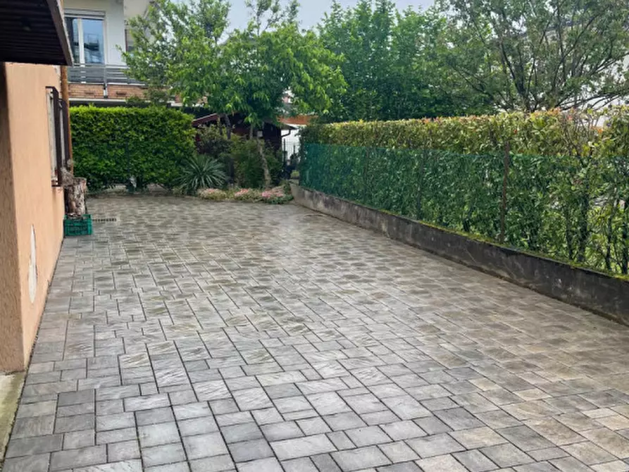 Immagine 7 di Appartamento in vendita  in Via Luino a Vicenza