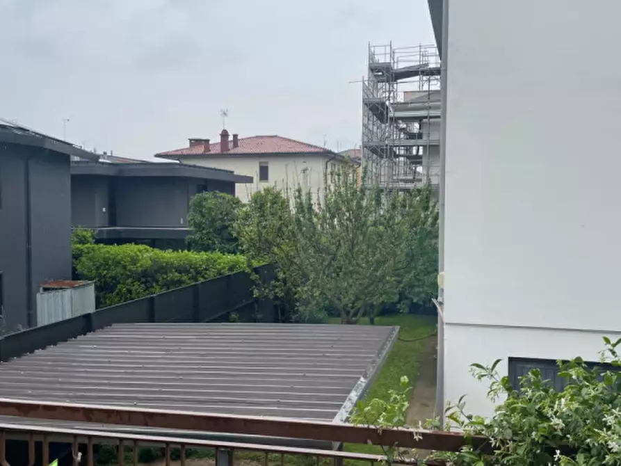 Immagine 15 di Appartamento in vendita  in Via Luino a Vicenza