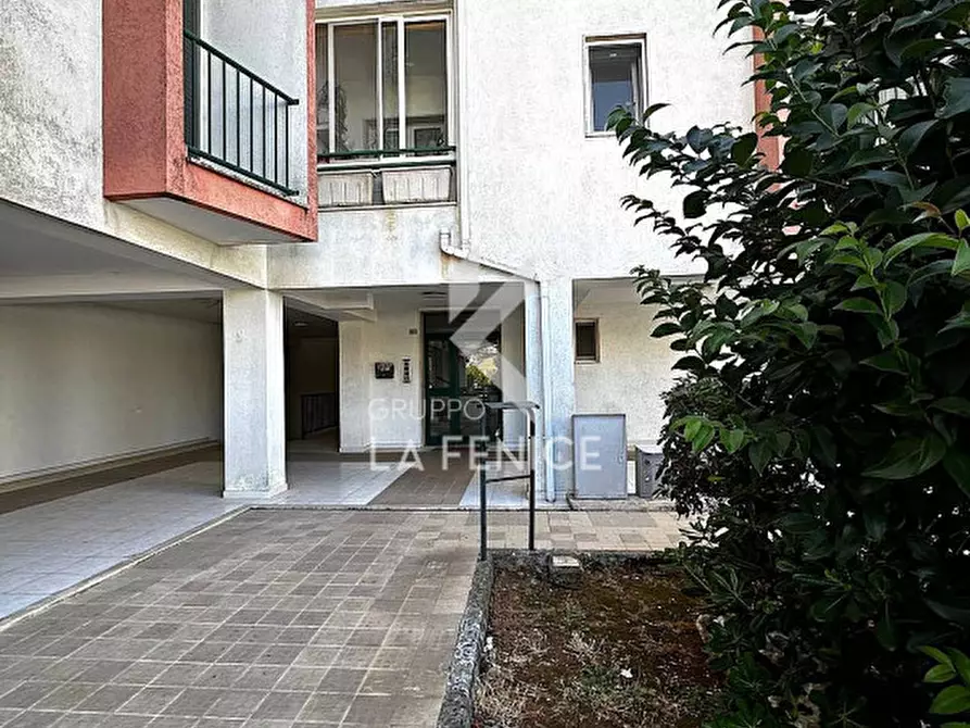 Immagine 4 di Appartamento in vendita  in Via della Resistenza 43A a Martina Franca