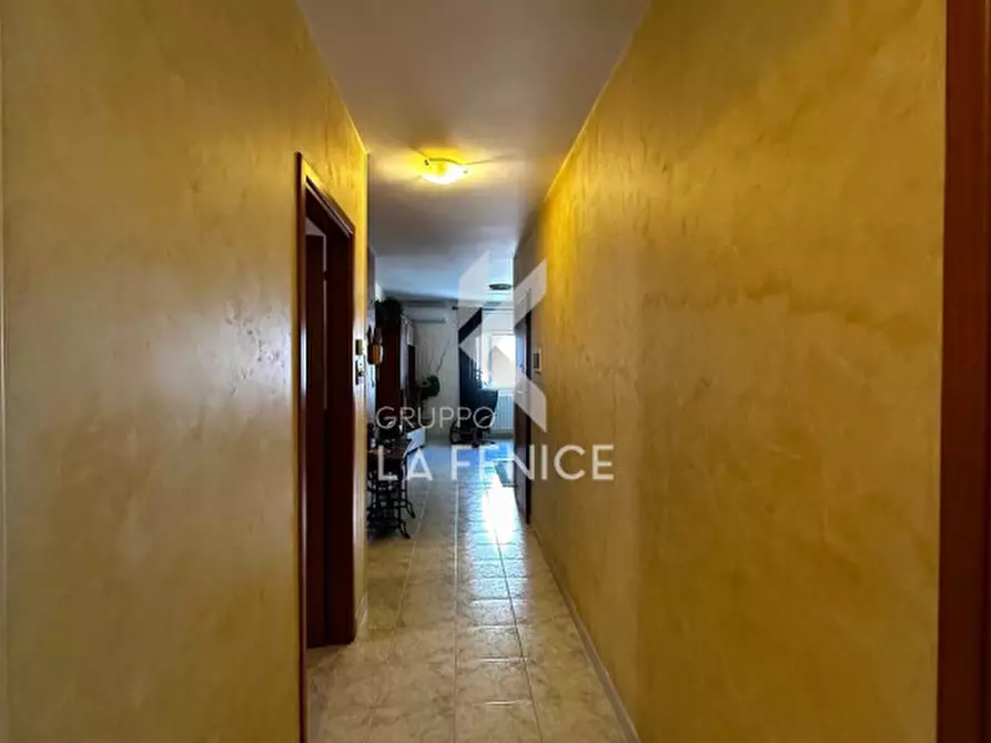 Immagine 8 di Appartamento in vendita  in Via della Resistenza 43A a Martina Franca