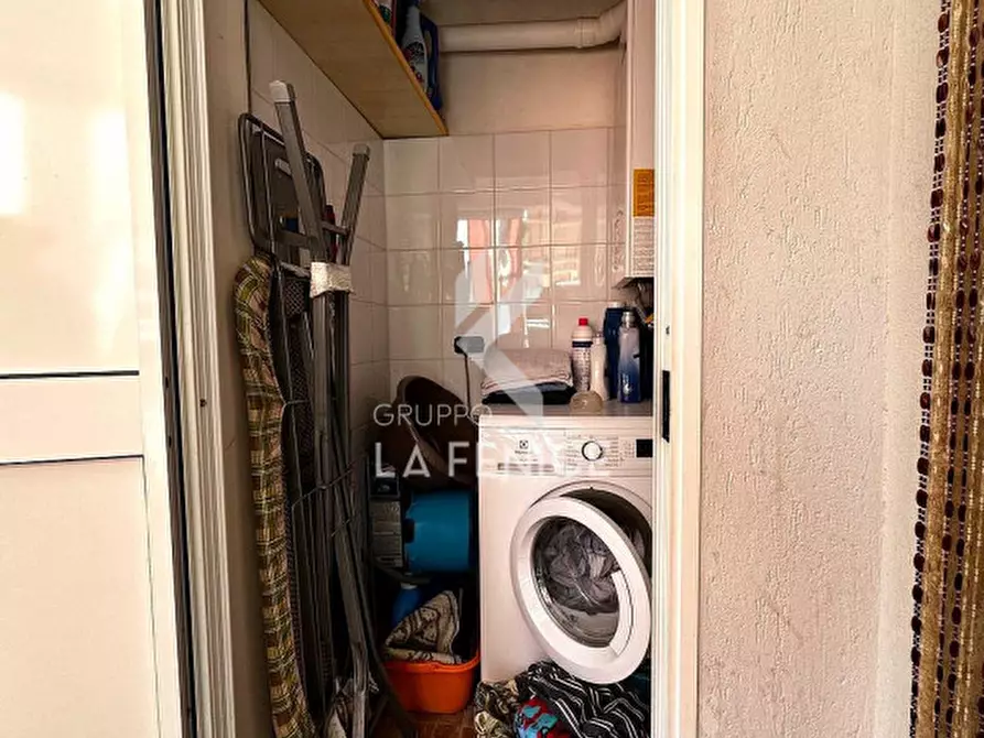 Immagine 19 di Appartamento in vendita  in Via della Resistenza 43A a Martina Franca