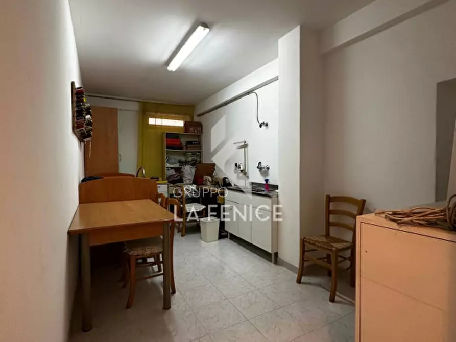 Immagine 37 di Appartamento in vendita  in Via della Resistenza 43A a Martina Franca