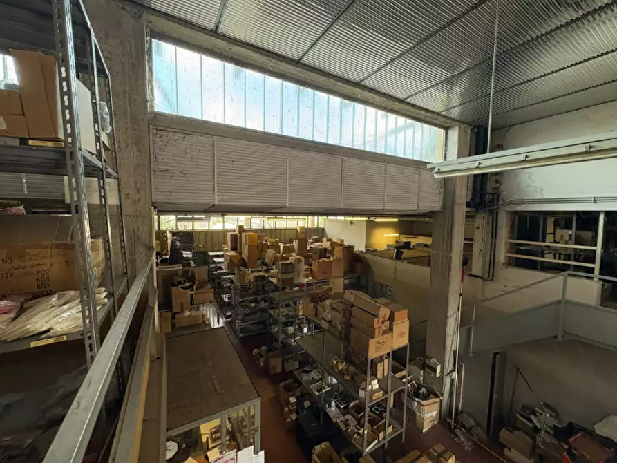 Immagine 1 di Capannone industriale in vendita  in Via Antonio Meucci a Rubano