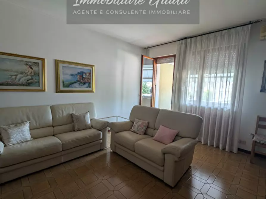 Immagine 4 di Appartamento in vendita  a Vittorio Veneto