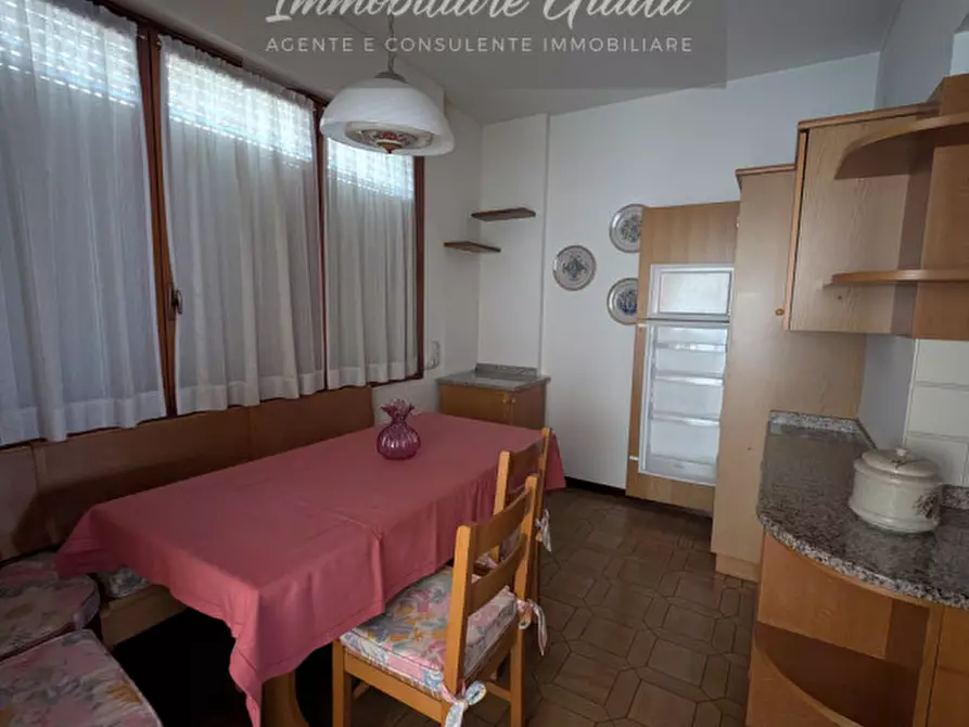 Immagine 9 di Appartamento in vendita  a Vittorio Veneto