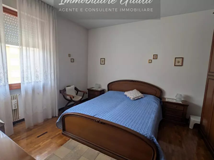 Immagine 10 di Appartamento in vendita  a Vittorio Veneto