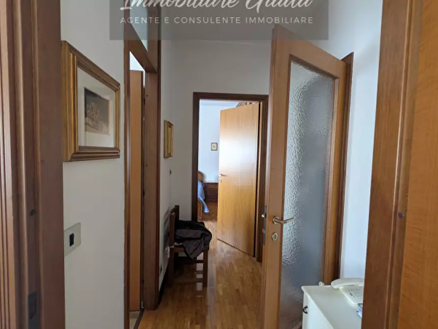 Immagine 13 di Appartamento in vendita  a Vittorio Veneto