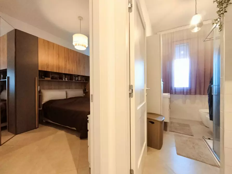 Immagine 14 di Appartamento in vendita  in Via del Carso a Bologna