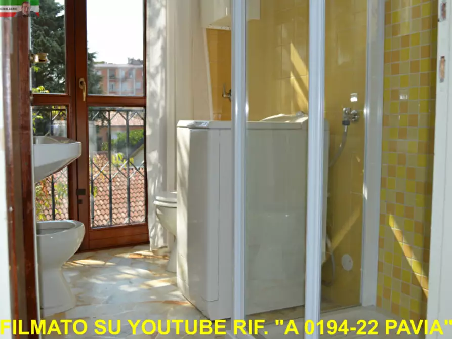 Immagine 1 di Appartamento in affitto  in via foscolo a Pavia