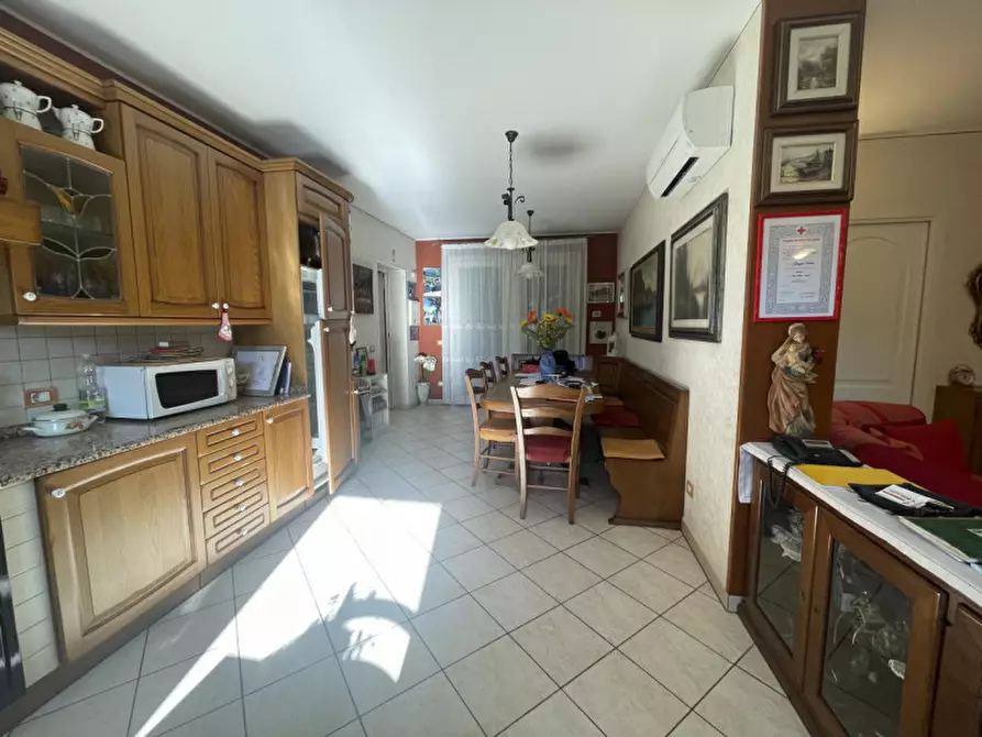 Immagine 4 di Casa bifamiliare in vendita  in VIA CASELLE a Piove Di Sacco