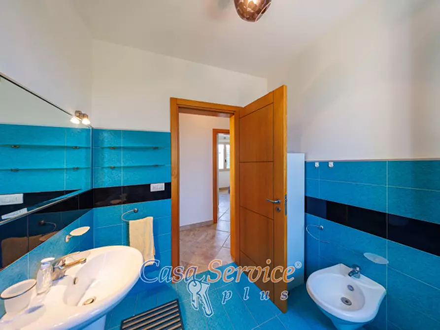 Immagine 30 di Villa in vendita  in Via Amalfi a Taviano
