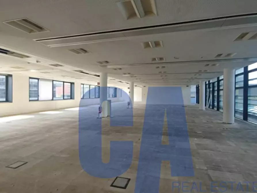 Immagine 12 di Ufficio in affitto  in VIALE SARCA a Milano