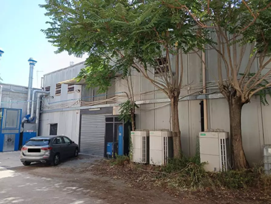 Immagine 2 di Capannone industriale in vendita  in Corso Malta, 150, 80141 Napoli NA, Italia a Napoli
