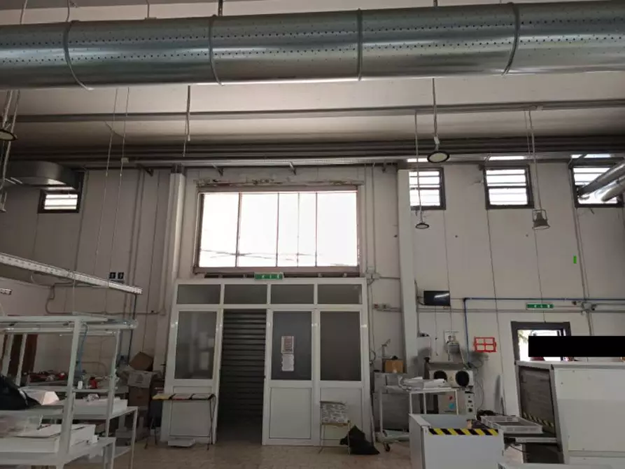 Immagine 3 di Capannone industriale in vendita  in Corso Malta, 150, 80141 Napoli NA, Italia a Napoli
