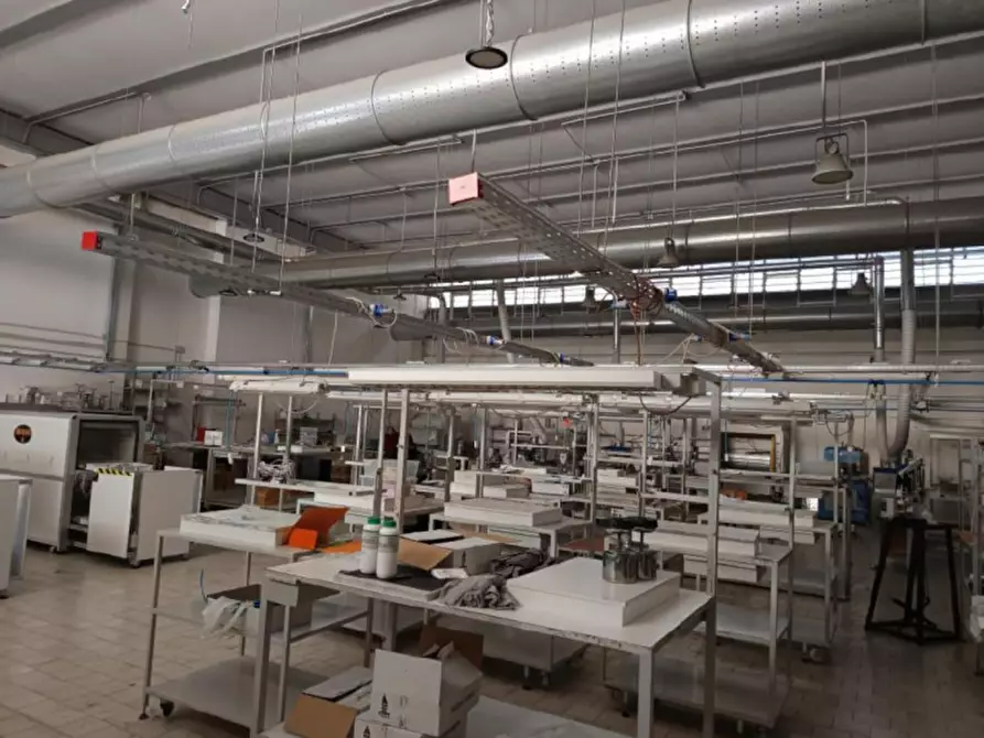 Immagine 5 di Capannone industriale in vendita  in Corso Malta, 150, 80141 Napoli NA, Italia a Napoli