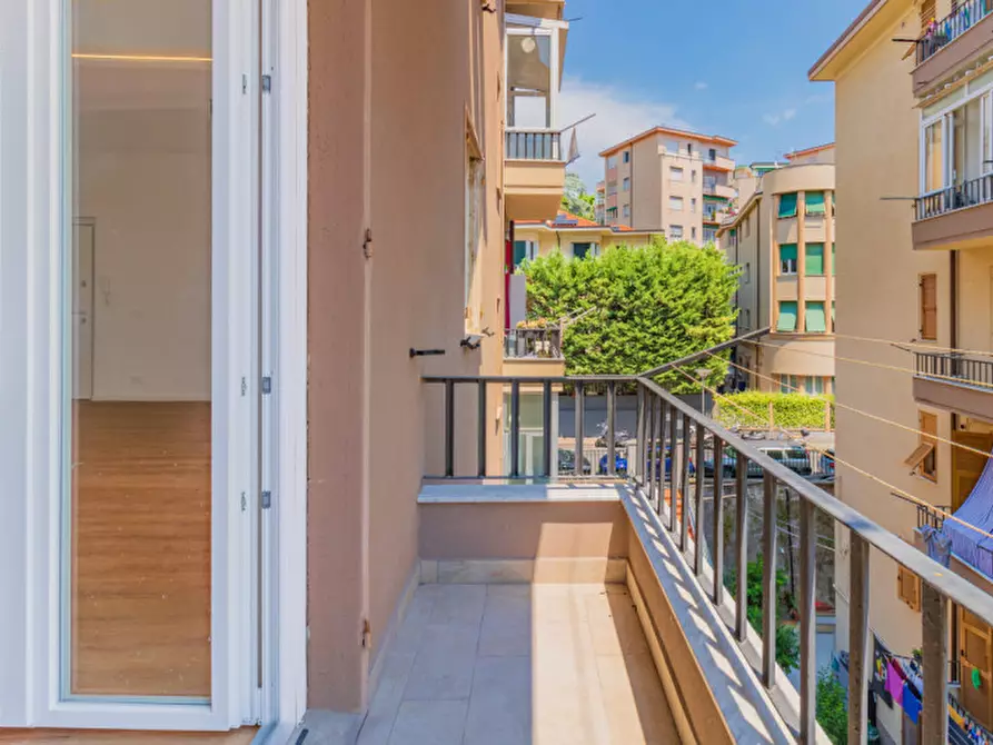 Immagine 9 di Appartamento in vendita  in Via Formica 9 a Savona