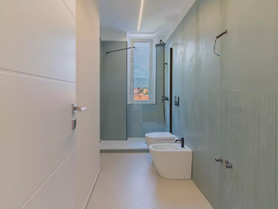 Immagine 14 di Appartamento in vendita  in Via Formica 9 a Savona