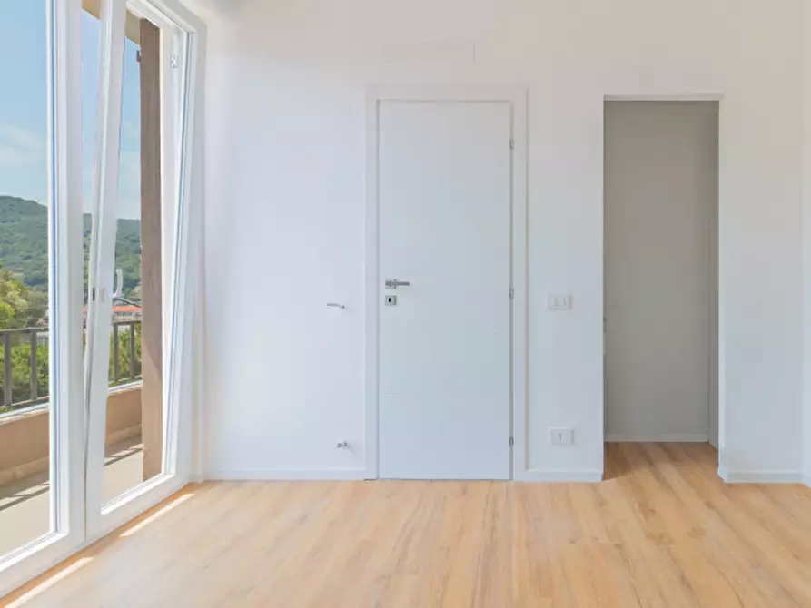 Immagine 20 di Appartamento in vendita  in Via Formica 9 a Savona