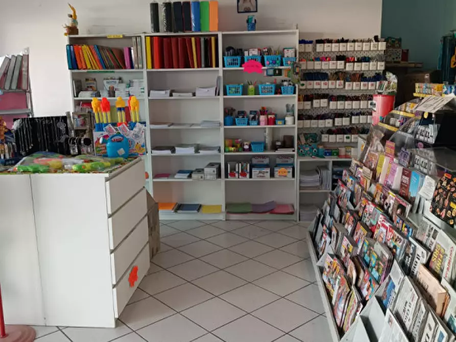 Immagine 6 di Attività commerciale in vendita  a Saonara