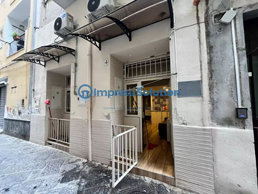 Immagine 2 di Appartamento in affitto  in Supportico Carminiello al Mercato a Napoli