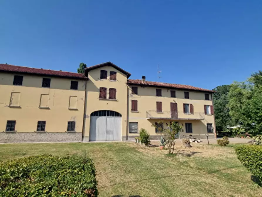 Immagine 1 di Casa indipendente in vendita  in VIA DEI RONCHI a Reggio Nell'emilia