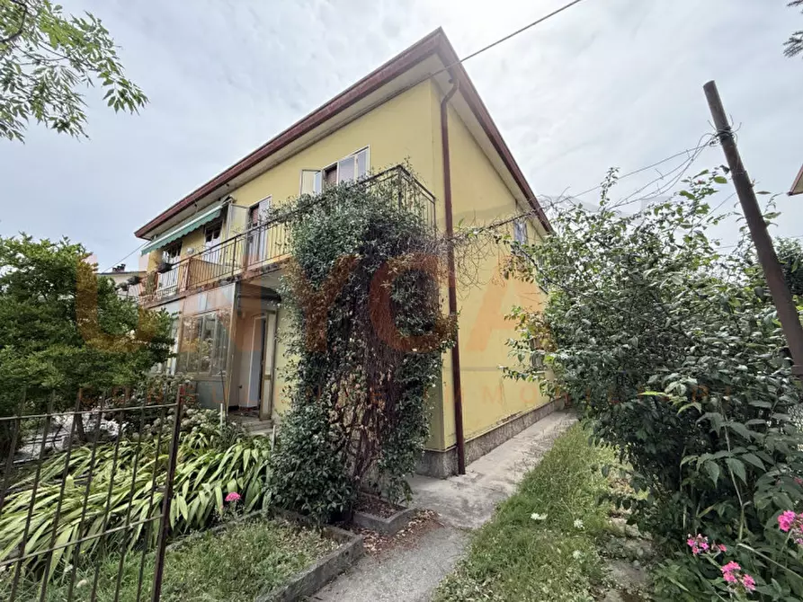 Immagine 1 di Casa bifamiliare in vendita  in Via Rovereto a Padova
