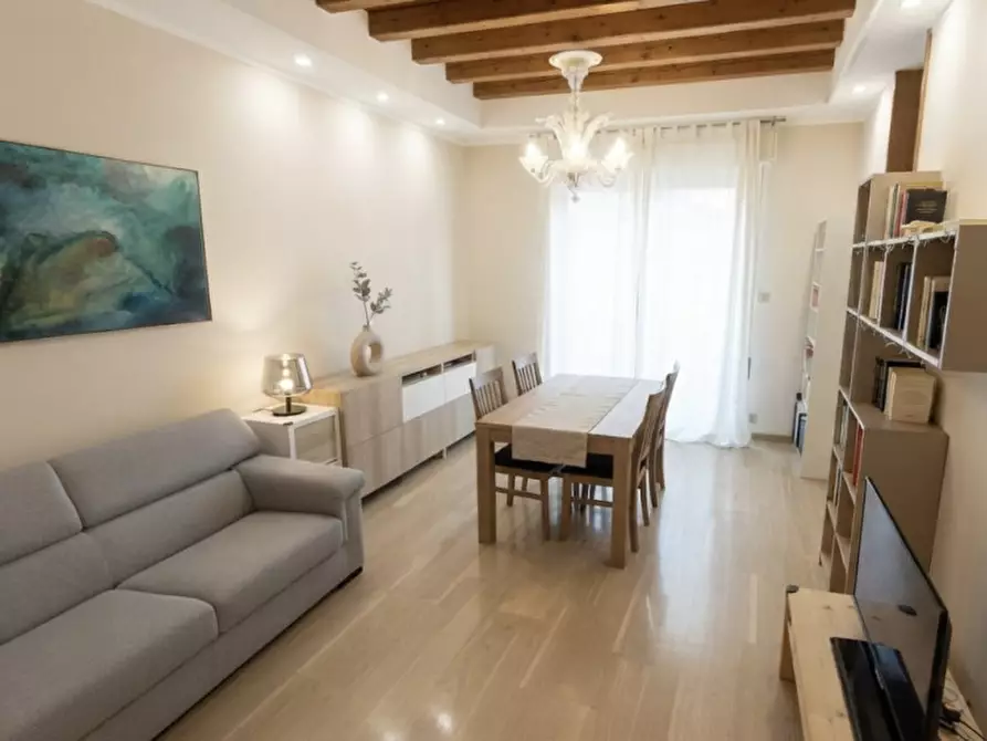 Immagine 1 di Appartamento in vendita  in Via Santa Maria in Conio a Padova