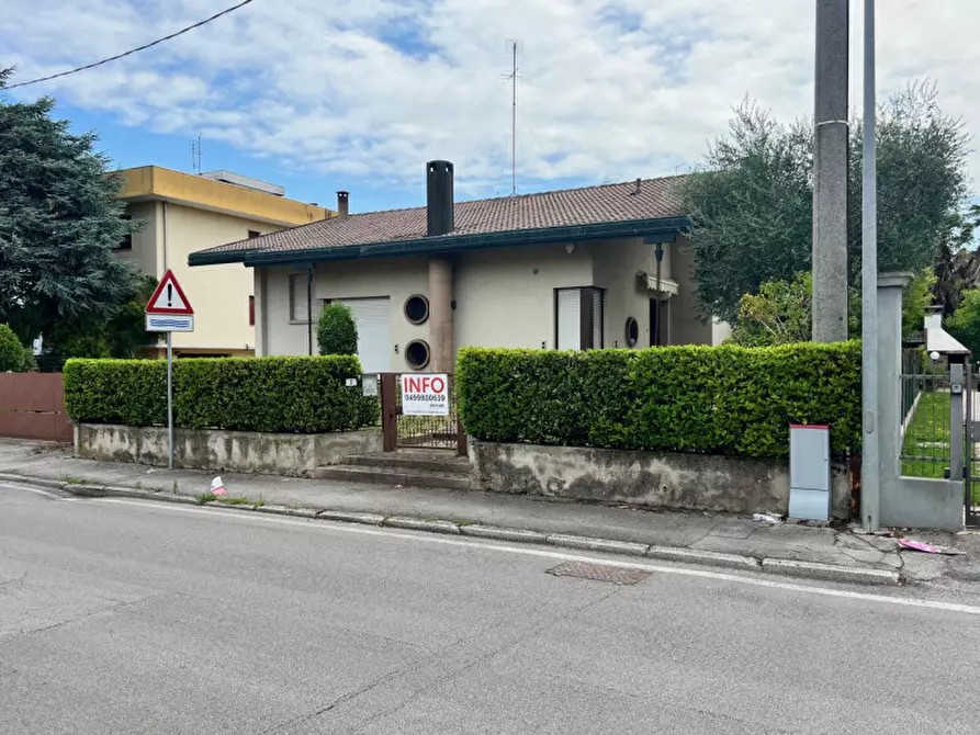 Immagine 1 di Casa indipendente in vendita  a Vigonza