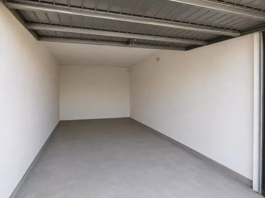 Immagine 21 di Appartamento in vendita  in Via Salvo D'Acquisto a Vicenza