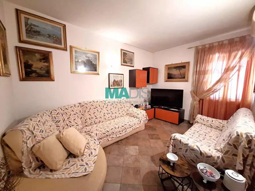 Immagine 5 di Appartamento in vendita  in via garigliano 42 a Prato