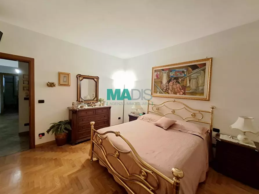 Immagine 10 di Appartamento in vendita  in via garigliano 42 a Prato