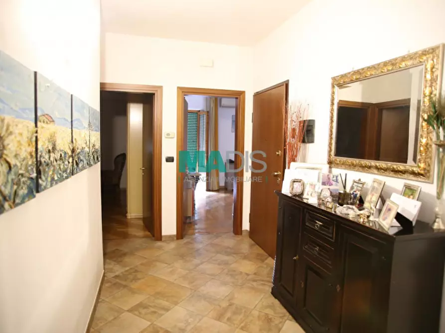 Immagine 14 di Appartamento in vendita  in via garigliano 42 a Prato