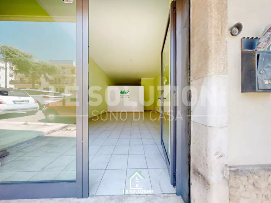Immagine 11 di Ufficio in affitto  in Via Federico II 27 a Putignano