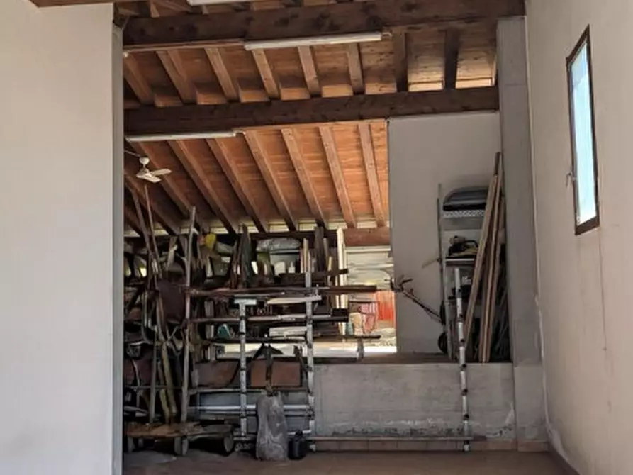 Immagine 11 di Casa bifamiliare in vendita  in Via Cà Rossa, 8 a Zugliano